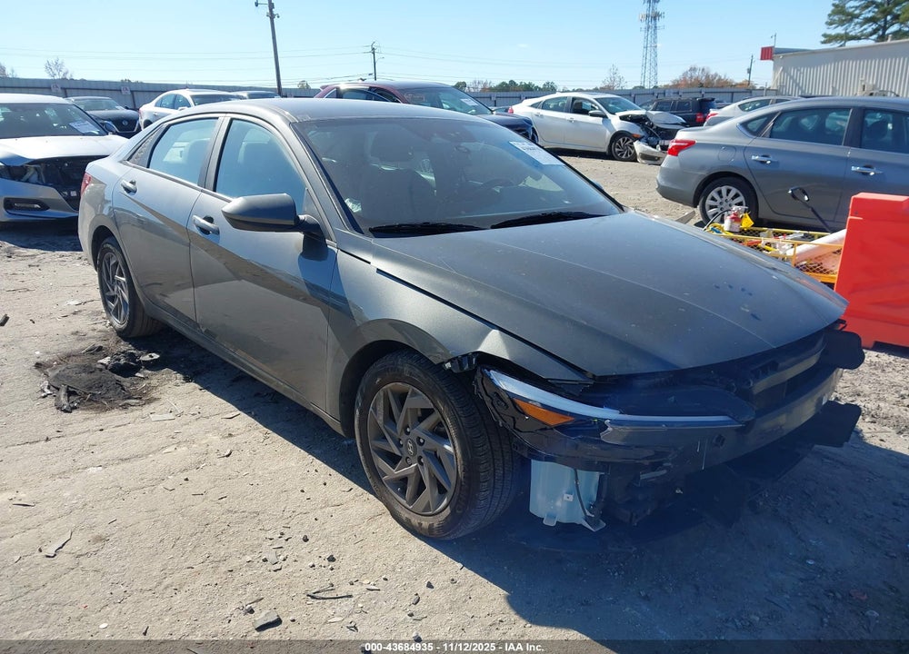 2024 HYUNDAI ELANTRA SEL VIN: KMHLM4DG3RU651771