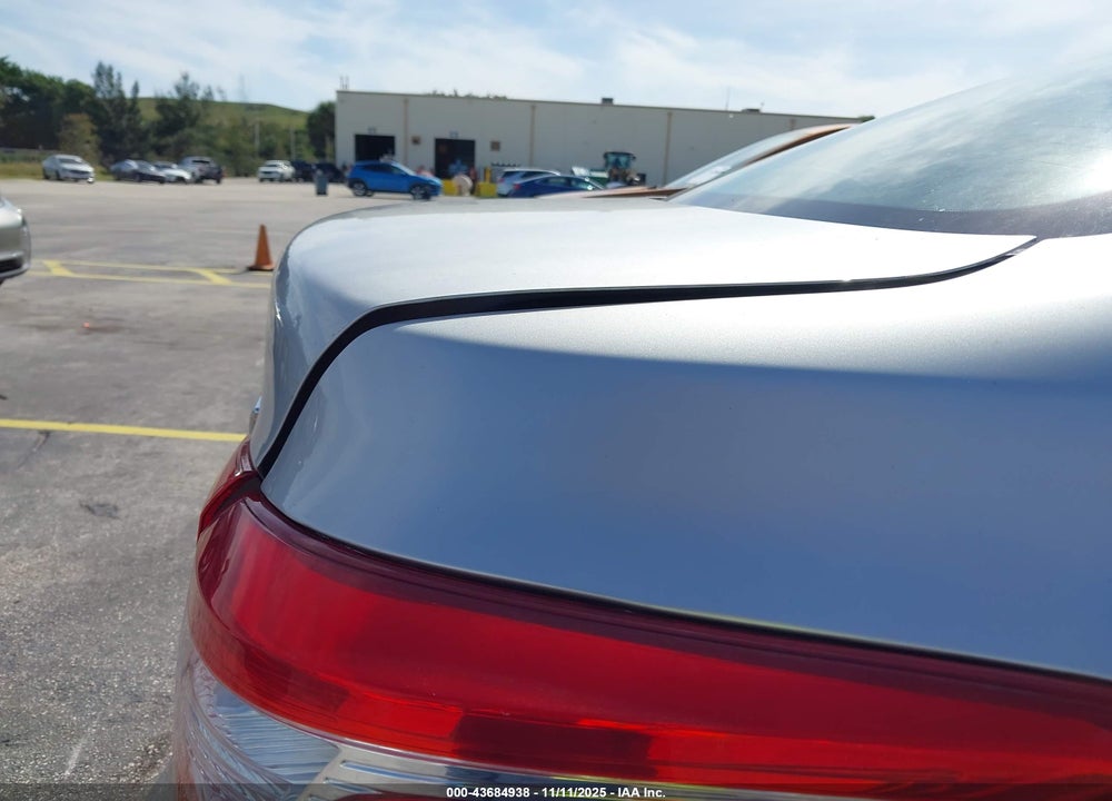 2018 NISSAN SENTRA VIN: 3N1AB7AP7JY280013