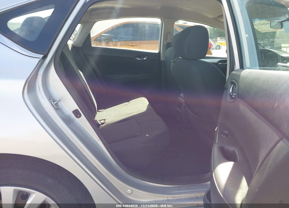 2018 NISSAN SENTRA VIN: 3N1AB7AP7JY280013