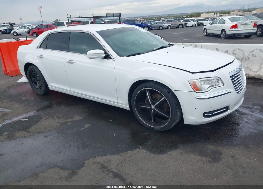 2014 CHRYSLER 300 VIN: 2C3CCAAG9EH336159