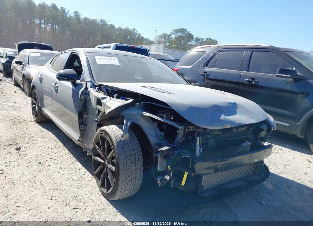 2022 KIA STINGER GT2 VIN: KNAE55LC4N6105331