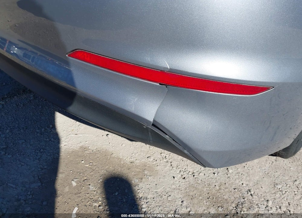2017 HYUNDAI ELANTRA SE VIN: 5NPD84LF3HH070477