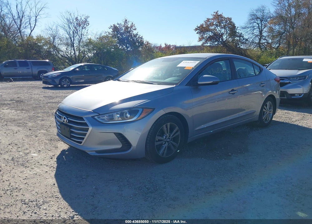 2017 HYUNDAI ELANTRA SE VIN: 5NPD84LF3HH070477
