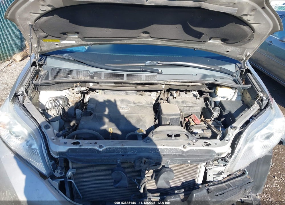2016 TOYOTA SIENNA XLE 7 PASSENGER VIN: 5TDDK3DCXGS131008