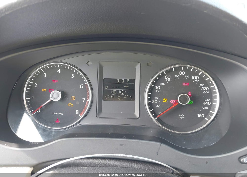 2013 VOLKSWAGEN JETTA SE VIN: 3VWDP7AJXDM449490