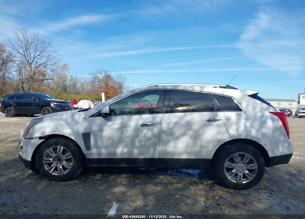 2016 CADILLAC SRX LUXURY COLLECTION VIN: 3GYFNBE33GS527747