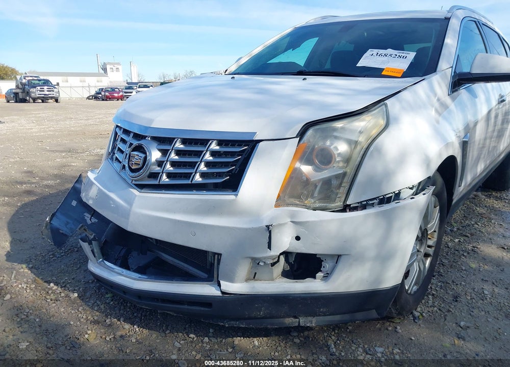 2016 CADILLAC SRX LUXURY COLLECTION VIN: 3GYFNBE33GS527747
