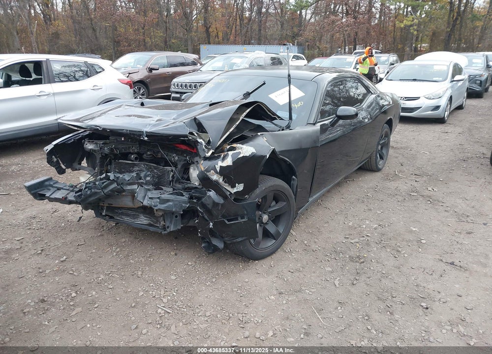 2013 DODGE CHALLENGER VIN: 2C3CDYAG8DH562570