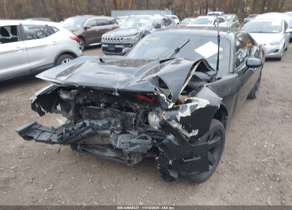 2013 DODGE CHALLENGER VIN: 2C3CDYAG8DH562570