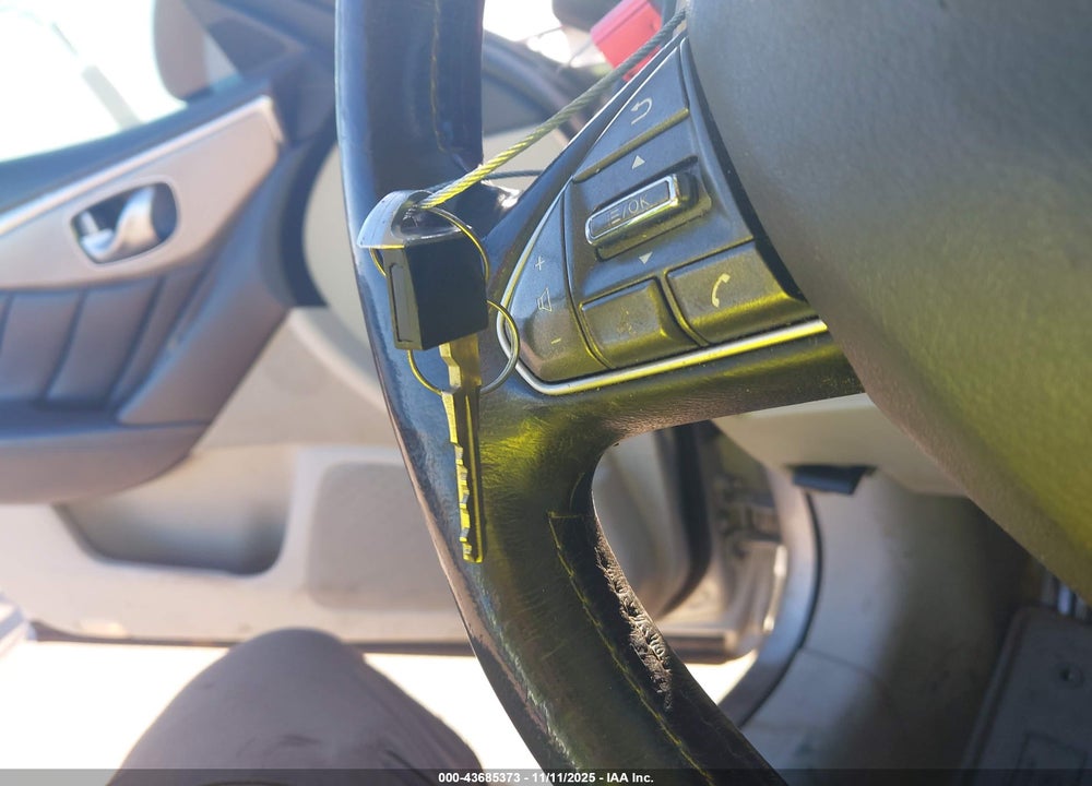 2014 INFINITI Q50 HYBRID SPORT VIN: JN1AV7AR7EM701830