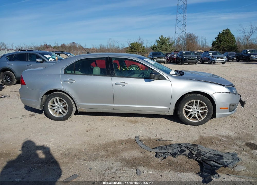 2012 FORD FUSION S VIN: 3FAHP0GA4CR350710