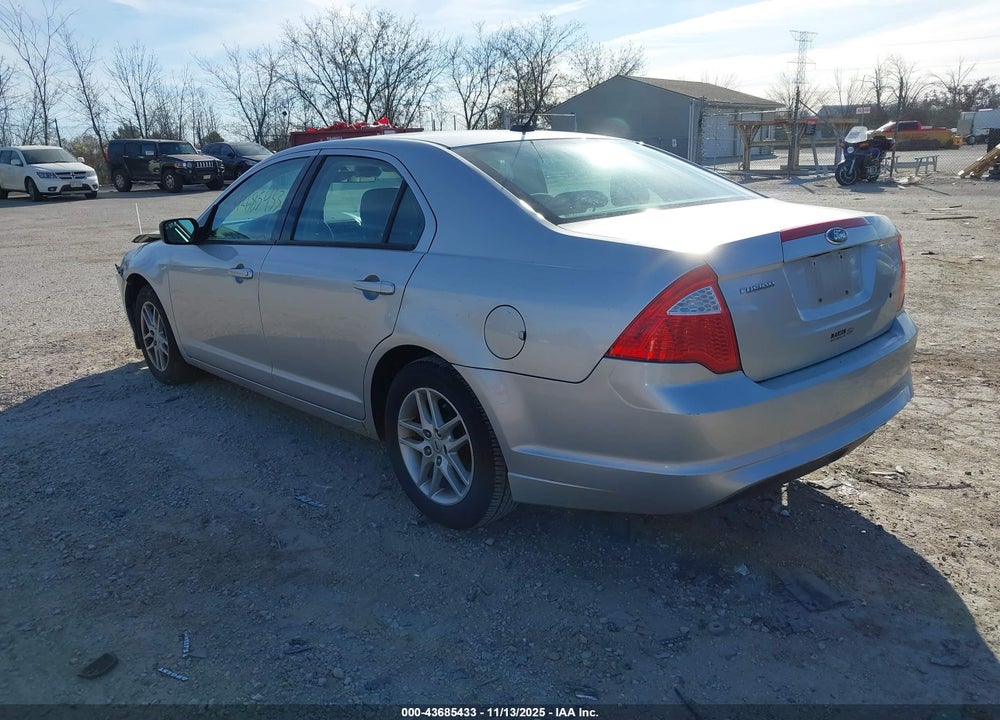 2012 FORD FUSION S VIN: 3FAHP0GA4CR350710