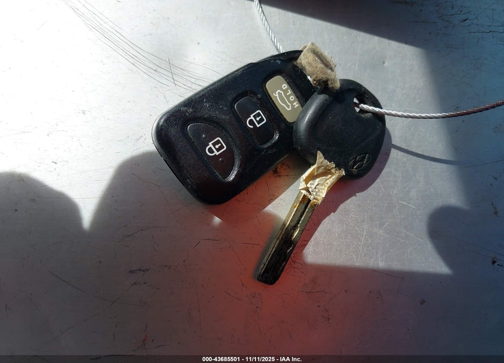 2013 HYUNDAI SONATA GLS VIN: 5NPEB4AC2DH713040