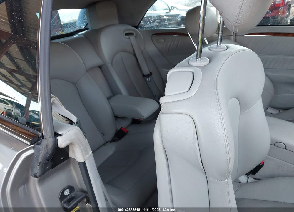 2005 MERCEDES-BENZ CLK 500 VIN: WDBTK75J55F148360