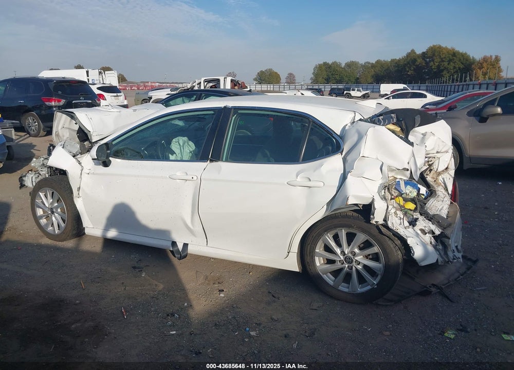 2021 TOYOTA CAMRY LE VIN: 4T1C11AK6MU459561