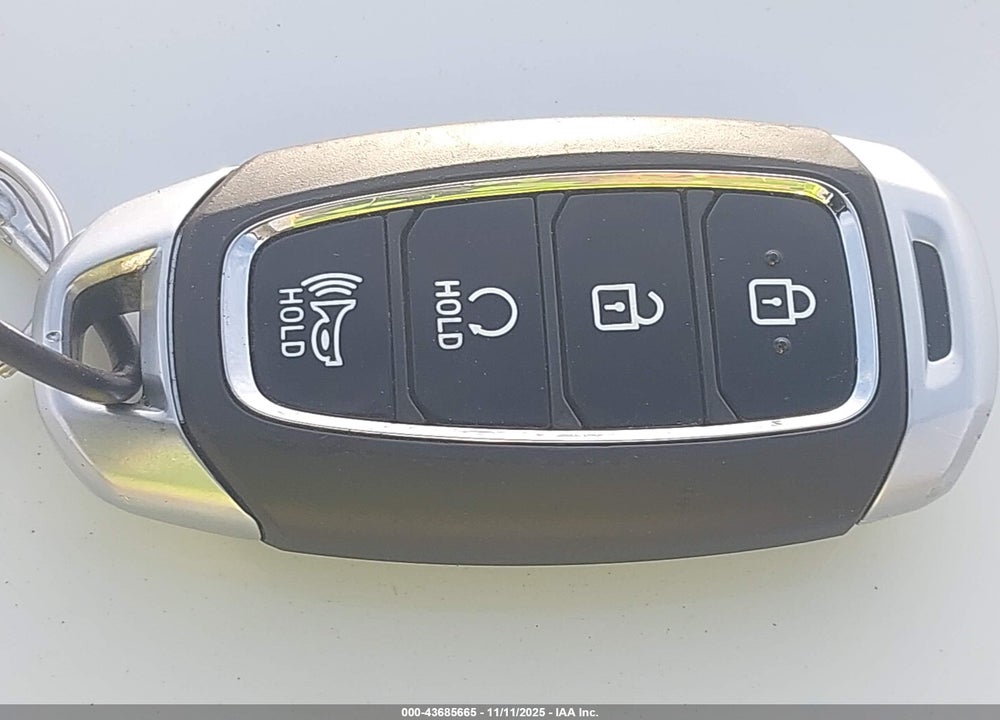2025 HYUNDAI VENUE SEL VIN: KMHRC8A36SU361116