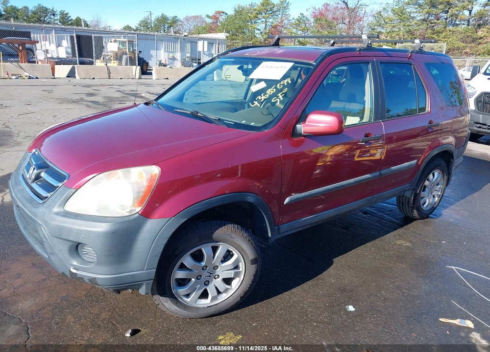 2005 HONDA CR-V EX VIN: SHSRD78855U320236