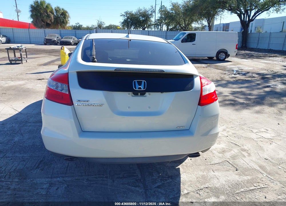 2011 HONDA ACCORD CROSSTOUR VIN: 5J6TF2H55BL007027