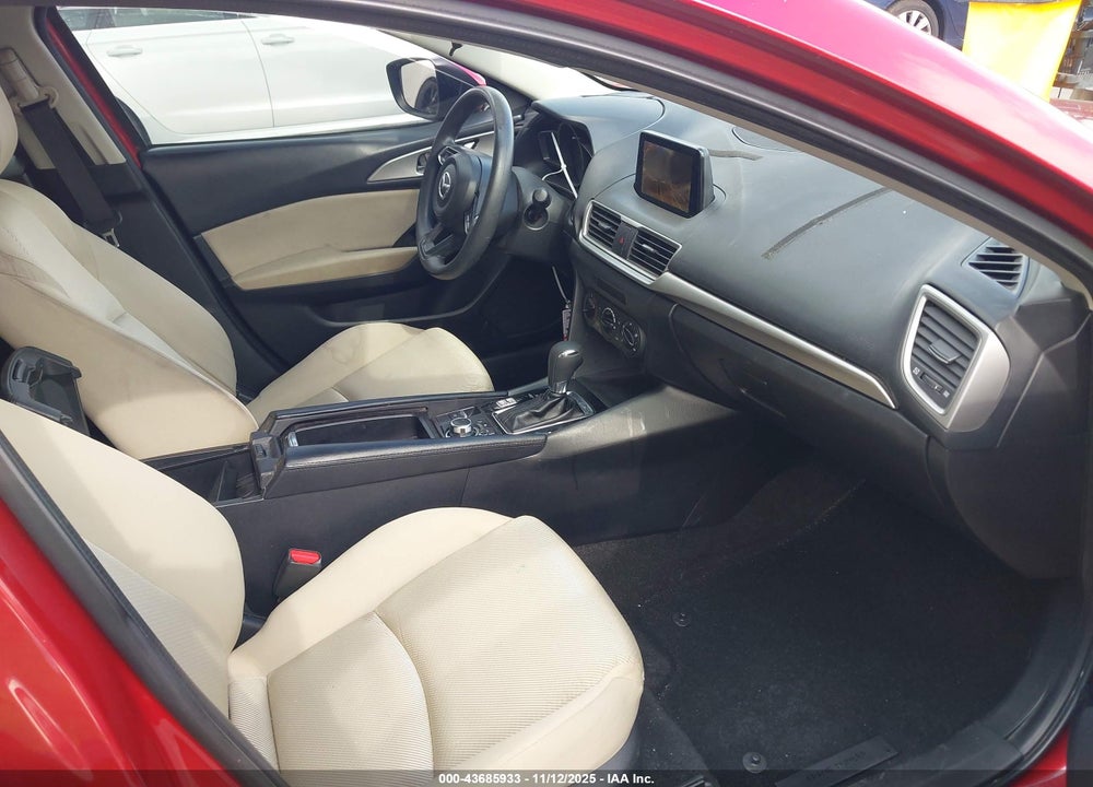 2018 MAZDA 3 SPORT VIN: 3MZBN1K77JM175173