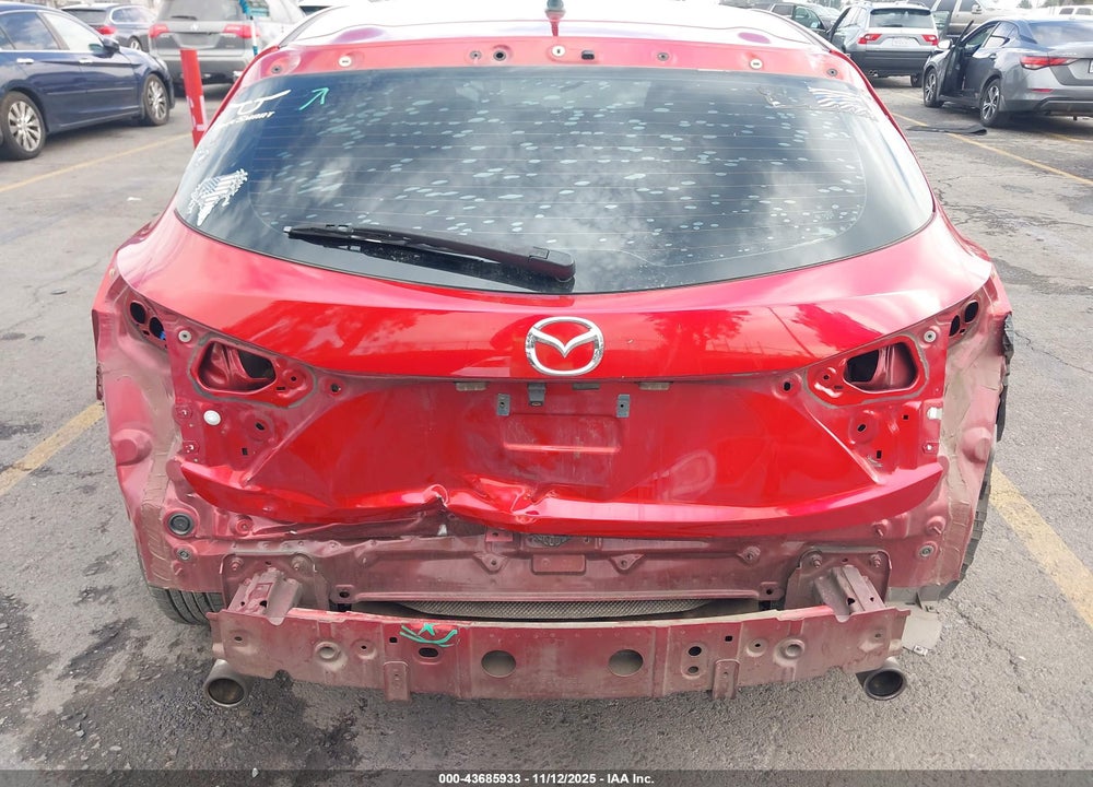 2018 MAZDA 3 SPORT VIN: 3MZBN1K77JM175173