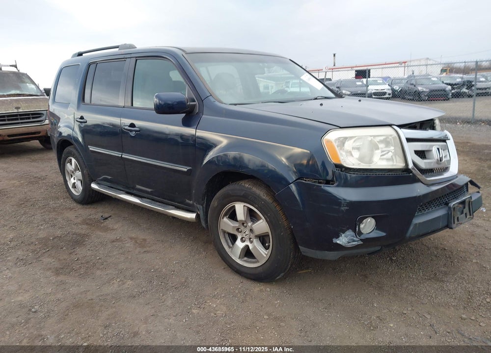 2011 HONDA PILOT EX-L VIN: 5FNYF4H54BB072302
