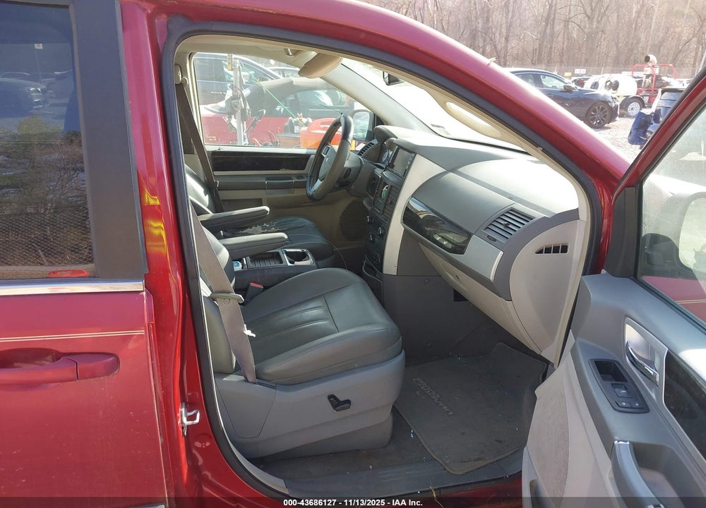 2010 DODGE GRAND CARAVAN SXT VIN: 2D4RN5DX1AR123362