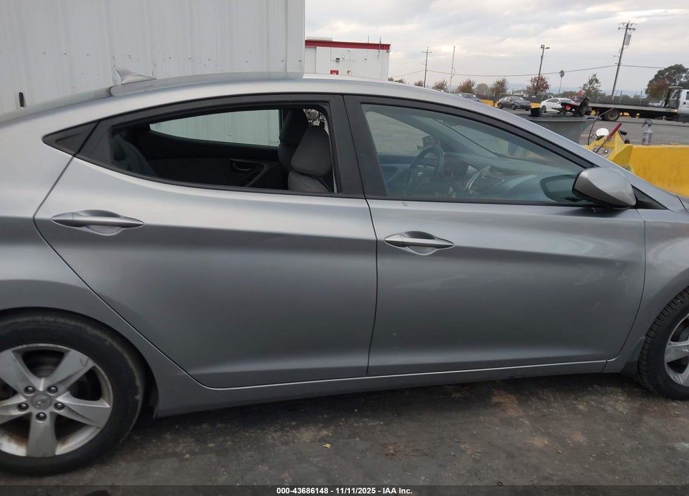 2013 HYUNDAI ELANTRA GLS/LIMITED VIN: KMHDH4AE4DU516111