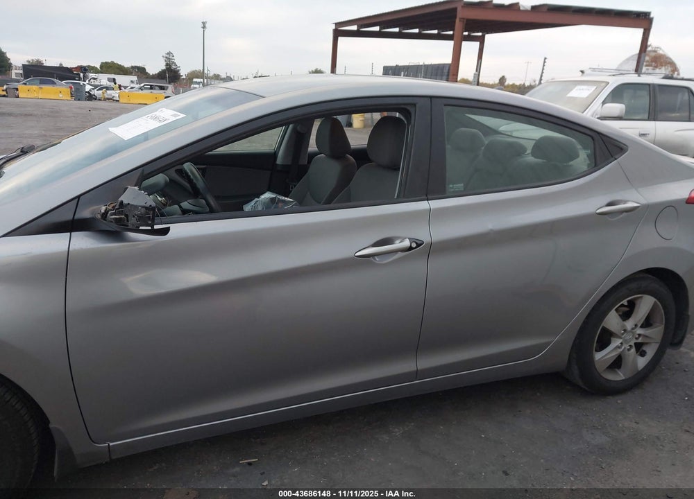 2013 HYUNDAI ELANTRA GLS/LIMITED VIN: KMHDH4AE4DU516111