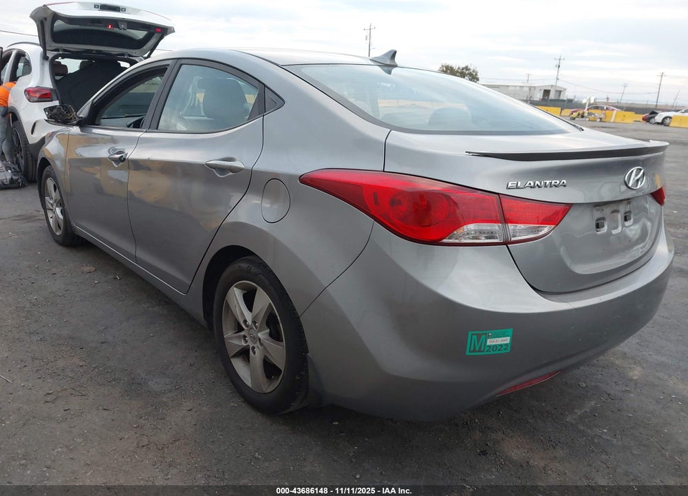 2013 HYUNDAI ELANTRA GLS/LIMITED VIN: KMHDH4AE4DU516111