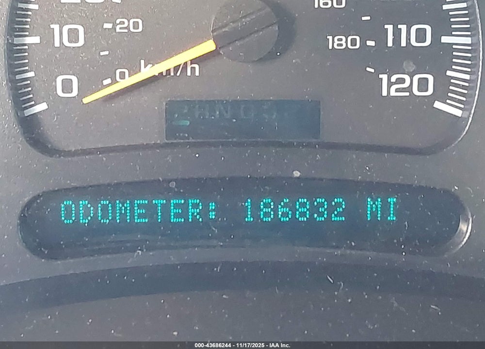 2005 CHEVROLET AVALANCHE 1500 LT VIN: 3GNEK12Z05G137354