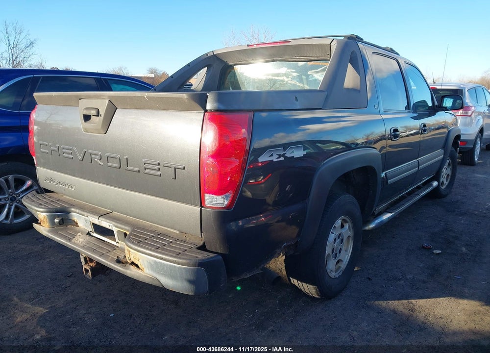 2005 CHEVROLET AVALANCHE 1500 LT VIN: 3GNEK12Z05G137354