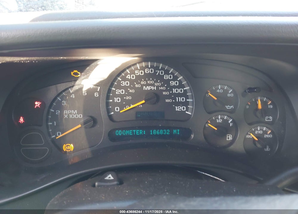2005 CHEVROLET AVALANCHE 1500 LT VIN: 3GNEK12Z05G137354