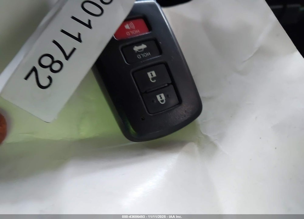 2013 TOYOTA AVALON HYBRID XLE PREMIUM VIN: 4T1BD1EB9DU007133
