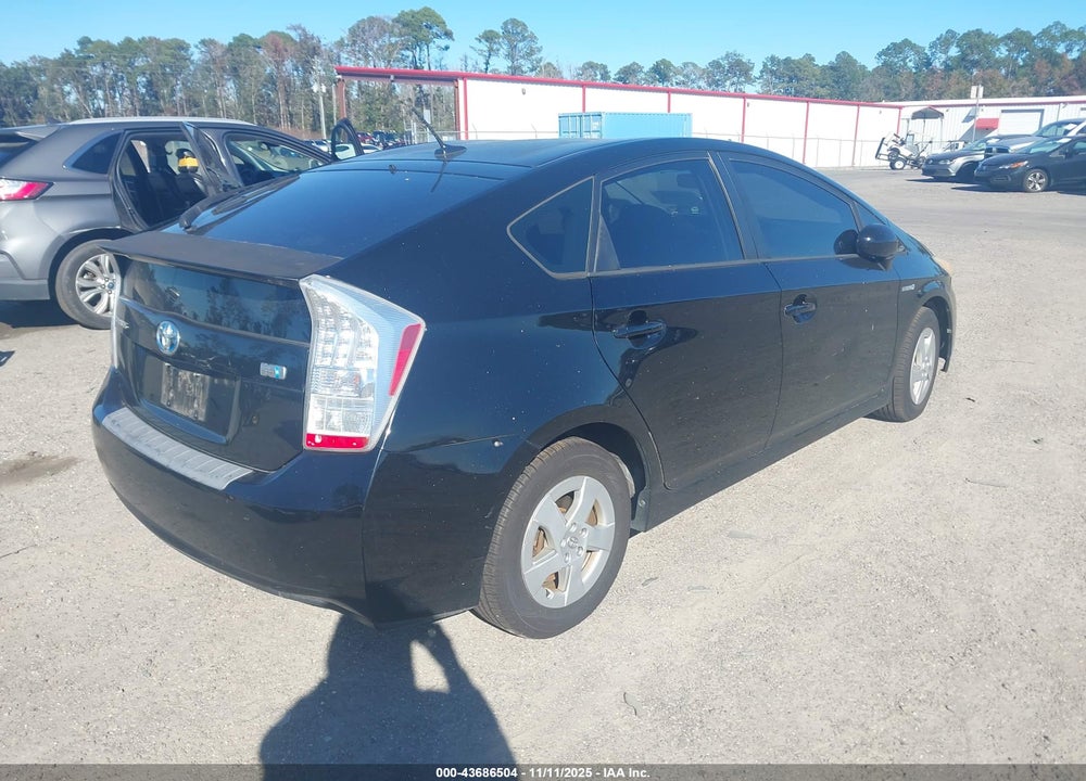 2010 TOYOTA PRIUS III VIN: JTDKN3DU9A0053080