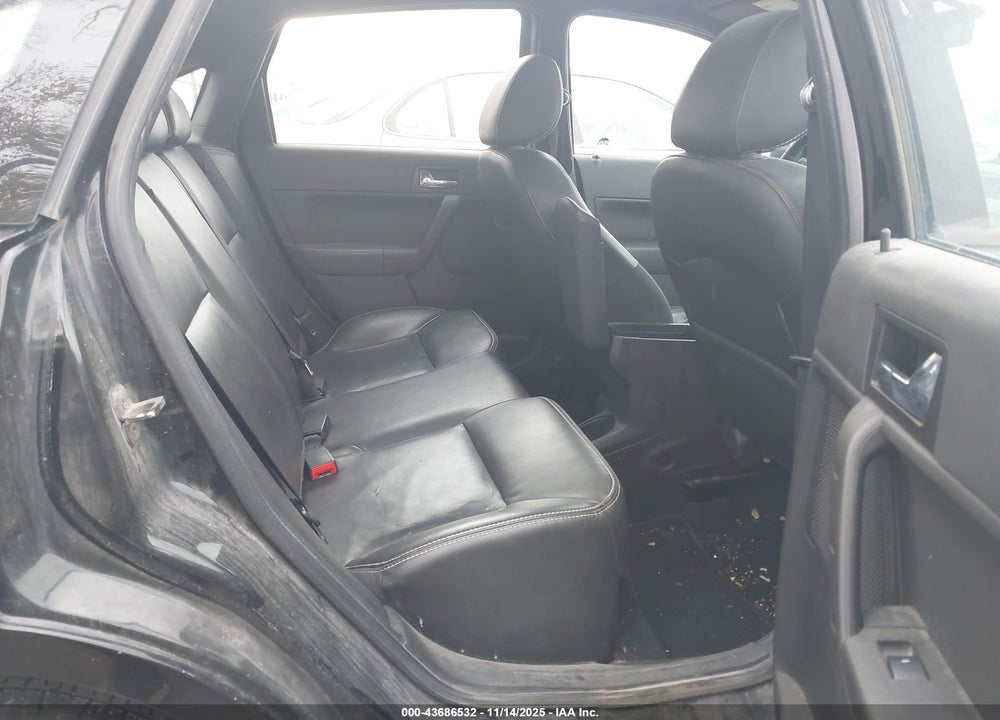 2010 FORD FOCUS SES VIN: 1FAHP3GN3AW270975
