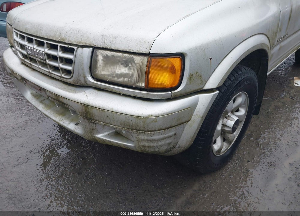 1998 ISUZU RODEO LS/S VIN: 4S2CM58W4W4371269