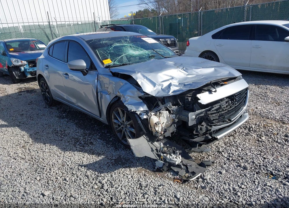2018 MAZDA 3 GRAND TOURING VIN: 3MZBN1M32JM220949