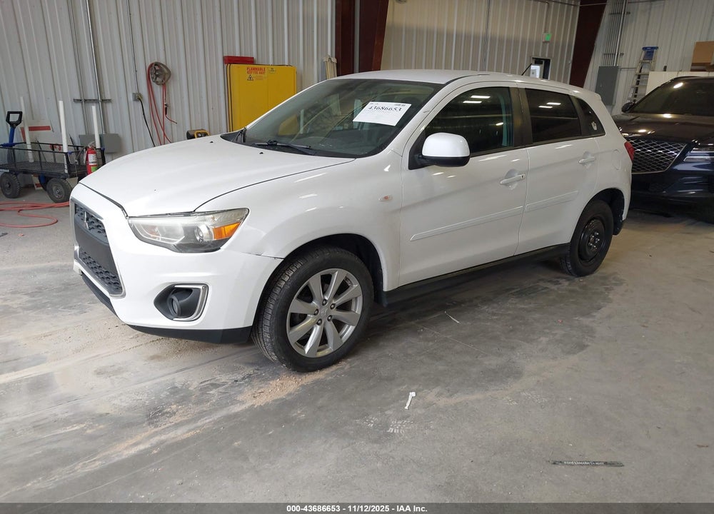 2015 MITSUBISHI OUTLANDER SPORT ES VIN: 4A4AR3AW5FE058852