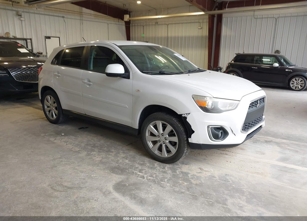 2015 MITSUBISHI OUTLANDER SPORT ES VIN: 4A4AR3AW5FE058852