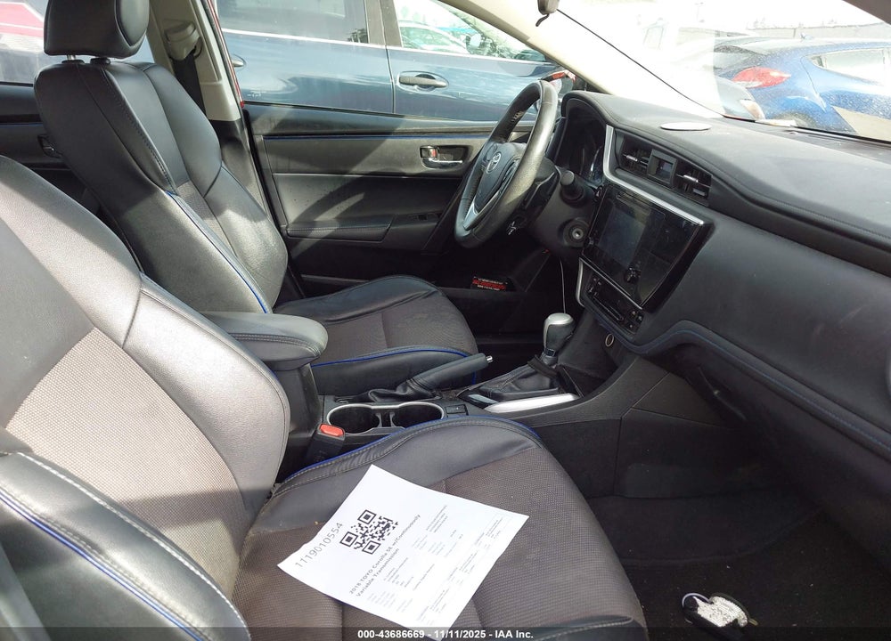 2018 TOYOTA COROLLA SE VIN: 5YFBURHE1JP803828