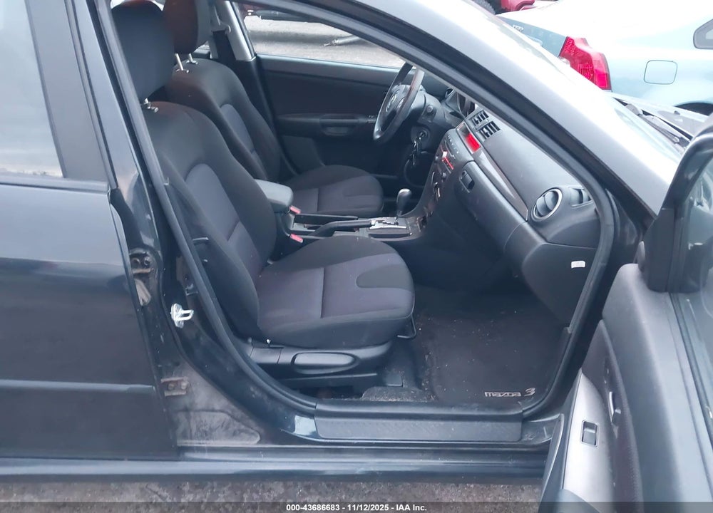 2007 MAZDA 3 S SPORT VIN: JM1BK144071721235