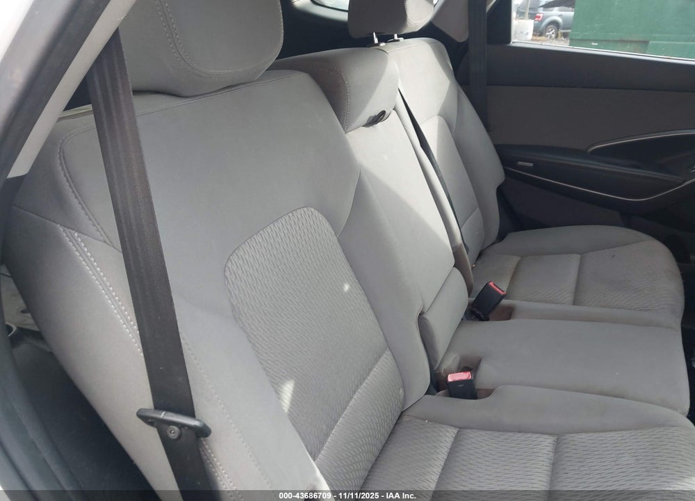 2013 HYUNDAI SANTA FE GLS VIN: KM8SMDHF8DU014137
