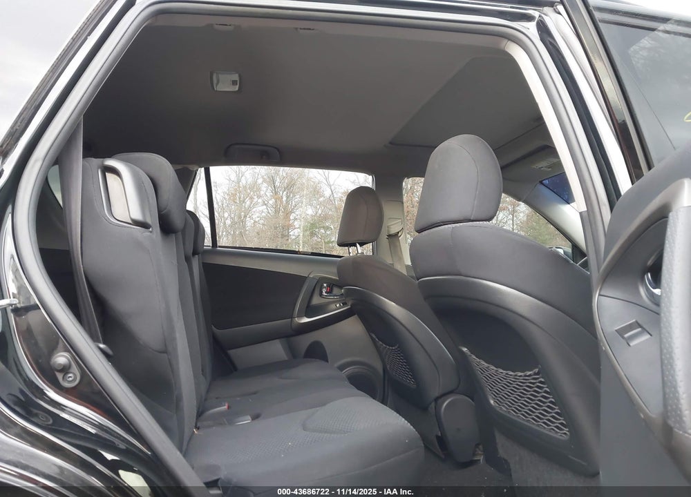 2010 TOYOTA RAV4 VIN: JTMRK4DV1A5088186