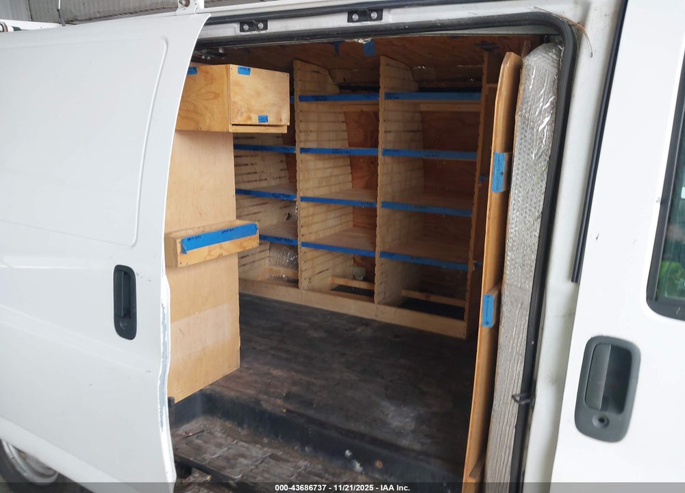 1999 CHEVROLET EXPRESS VIN: 1GCHG35R5X1005237