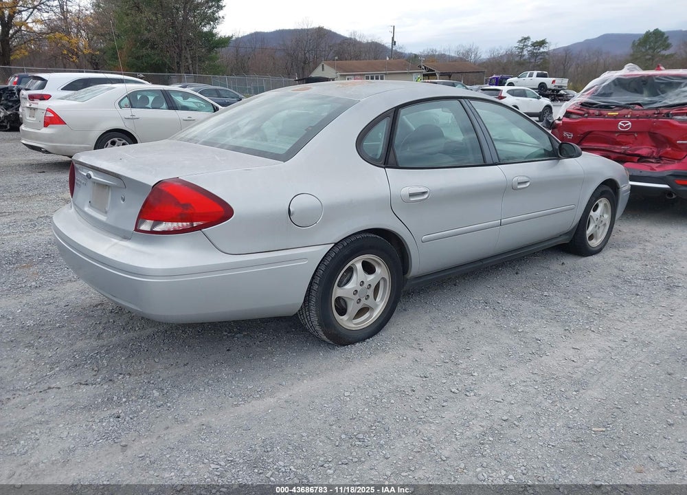 2004 FORD TAURUS SES VIN: 1FAFP55274G198561