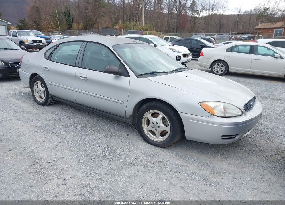 2004 FORD TAURUS SES VIN: 1FAFP55274G198561