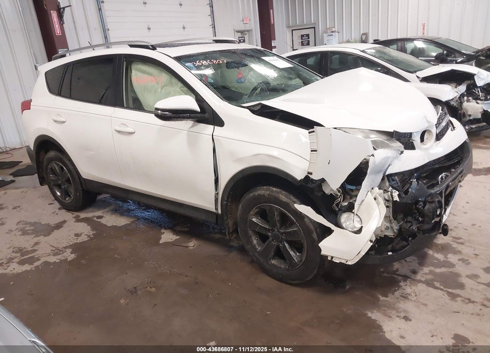 2013 TOYOTA RAV4 XLE VIN: JTMRFREV1D5028879