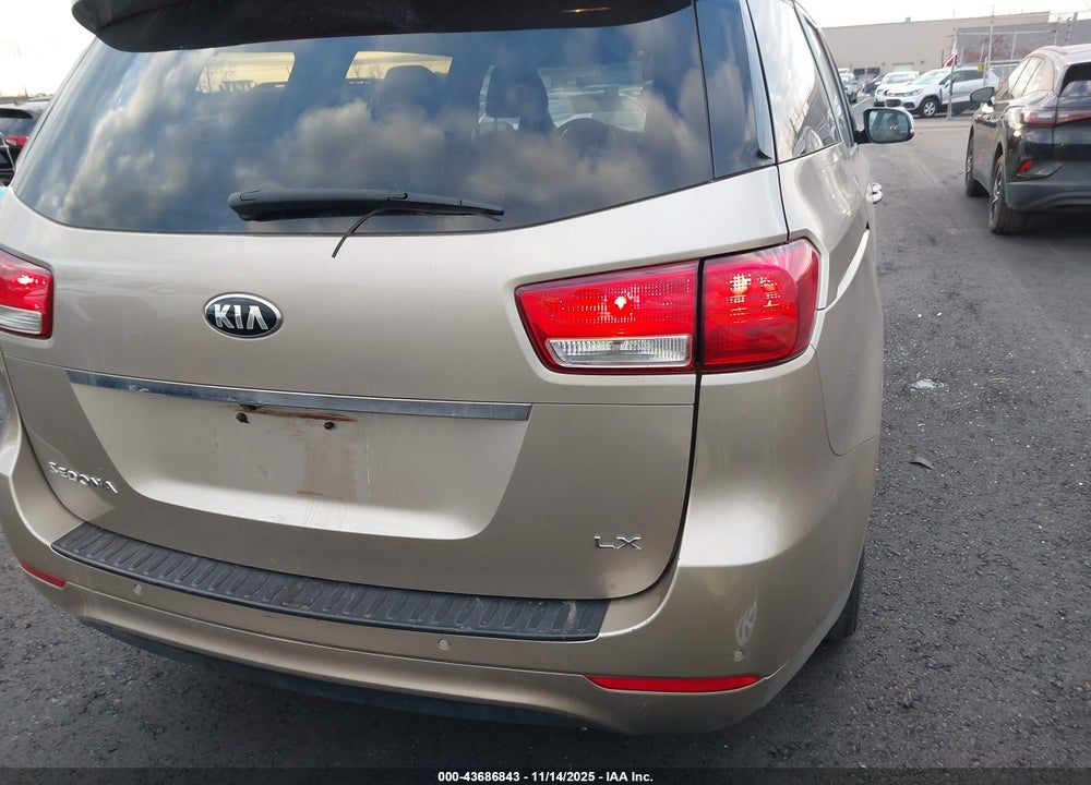 2015 KIA SEDONA LX VIN: KNDMB5C12F6037246