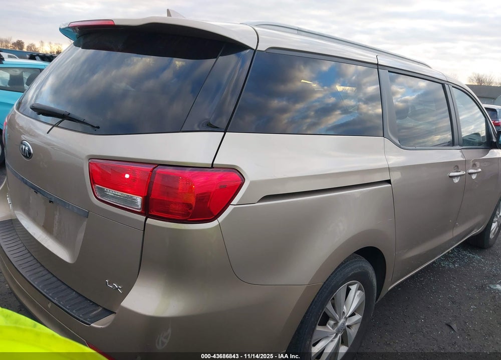 2015 KIA SEDONA LX VIN: KNDMB5C12F6037246