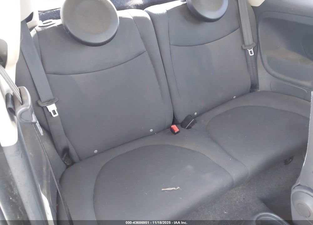 2013 FIAT 500 POP VIN: 3C3CFFAR9DT686192